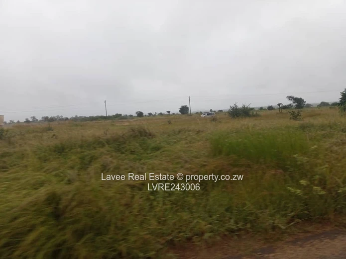 1500m² Corner Stand in Clipsham — Near New Homes (Sole Mandate)