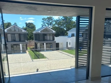 13 Unit Townhouse Complex