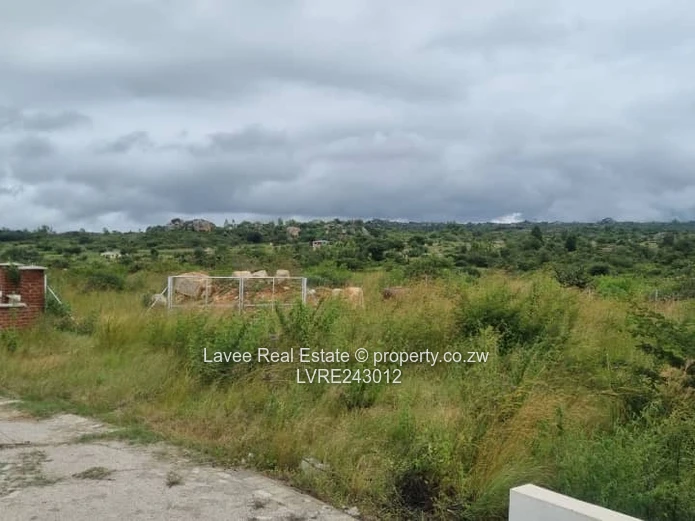 Rusape 2069 m² Commercial Land with Granite Outcrops (Sole Mandate)