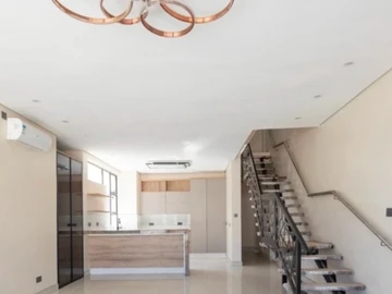 13 Unit Townhouse Complex