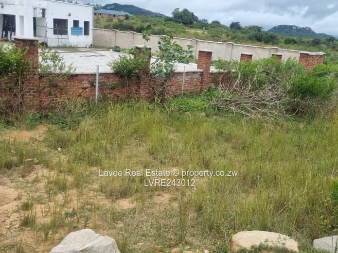 Rusape 2069 m² Commercial Land with Granite Outcrops (Sole Mandate)